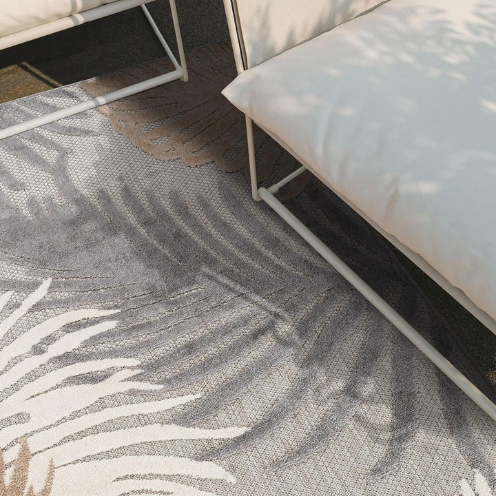 Lucca Contemporary Floral Indoor/Outdoor Area Rug