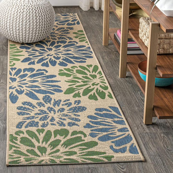 Zinnia Modern Floral Textured Weave Indoor Outdoor Area-Rug, Bohemian Coastal Easy-Cleaning, Bedroom, Kitchen, Backyard, Patio, Non Shedding